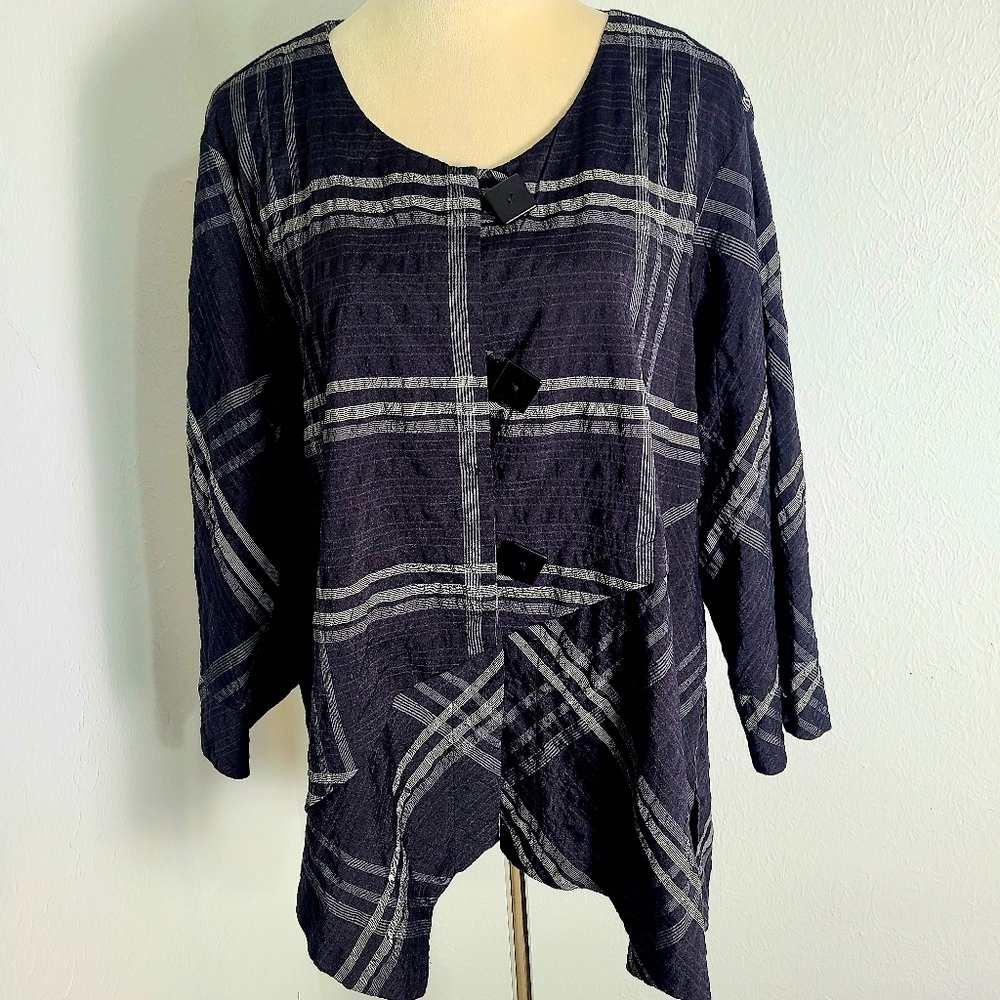 Ali Miles Black & Gray Plaid Asymmetrical Blouse, Big Black Square Buttons Sz 1X